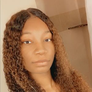 Meet your Posher, Jasmine